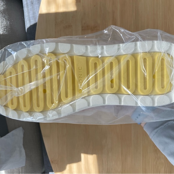 Wiley Sneaker - Picture 5 of 6